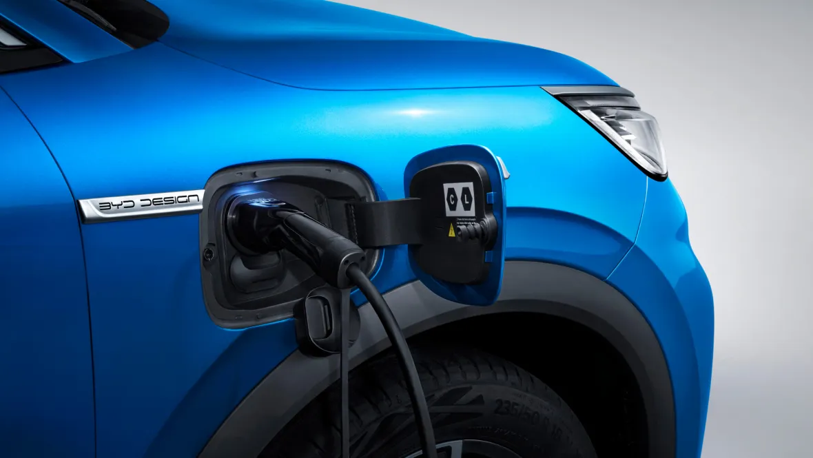 High-speed charging is possible, with a charging capacity of DC 88kW. You can charge your BYD ATTO 3 from SOC 30% to 80% in just 29 mins.